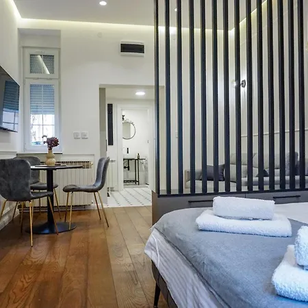 Life Apartment *